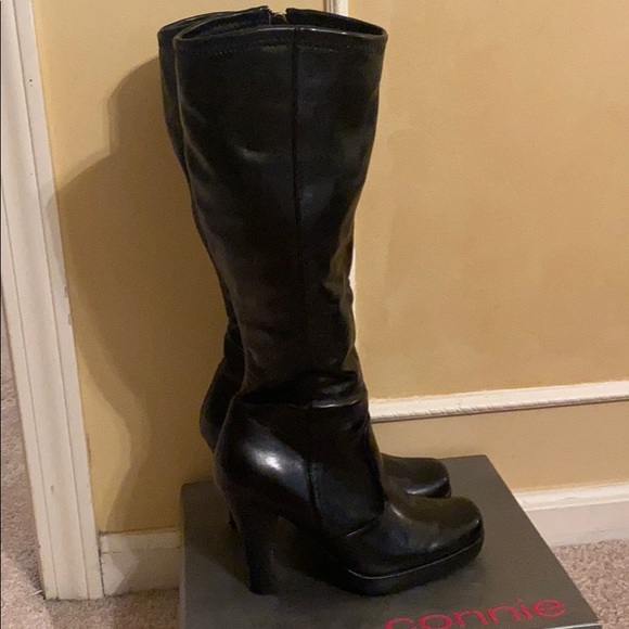 Connie boots - Picture 2 of 3